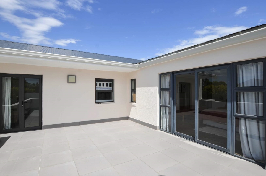 4 Bedroom Property for Sale in Sunset Beach Western Cape